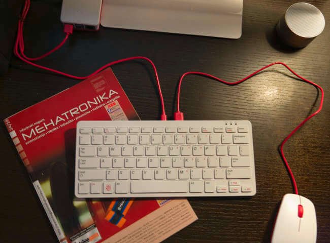 Raspberry Pi 4B tastatura i miš