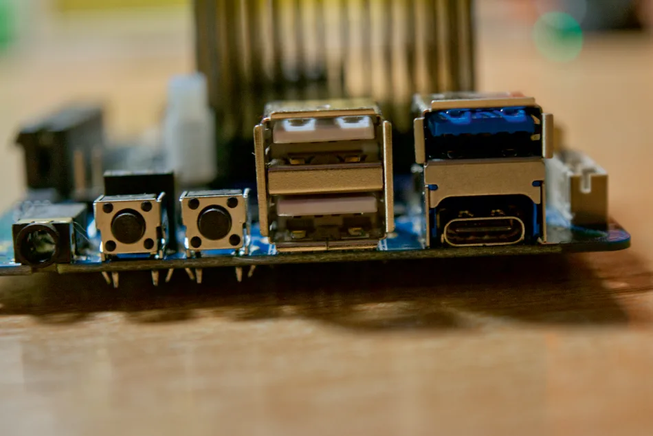 Pine64 RockPro64 ports