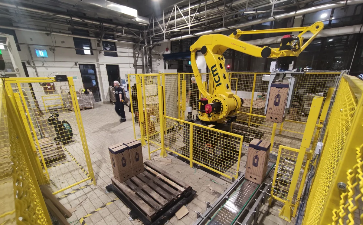 Robotska ćelija za paletiziranje kutija