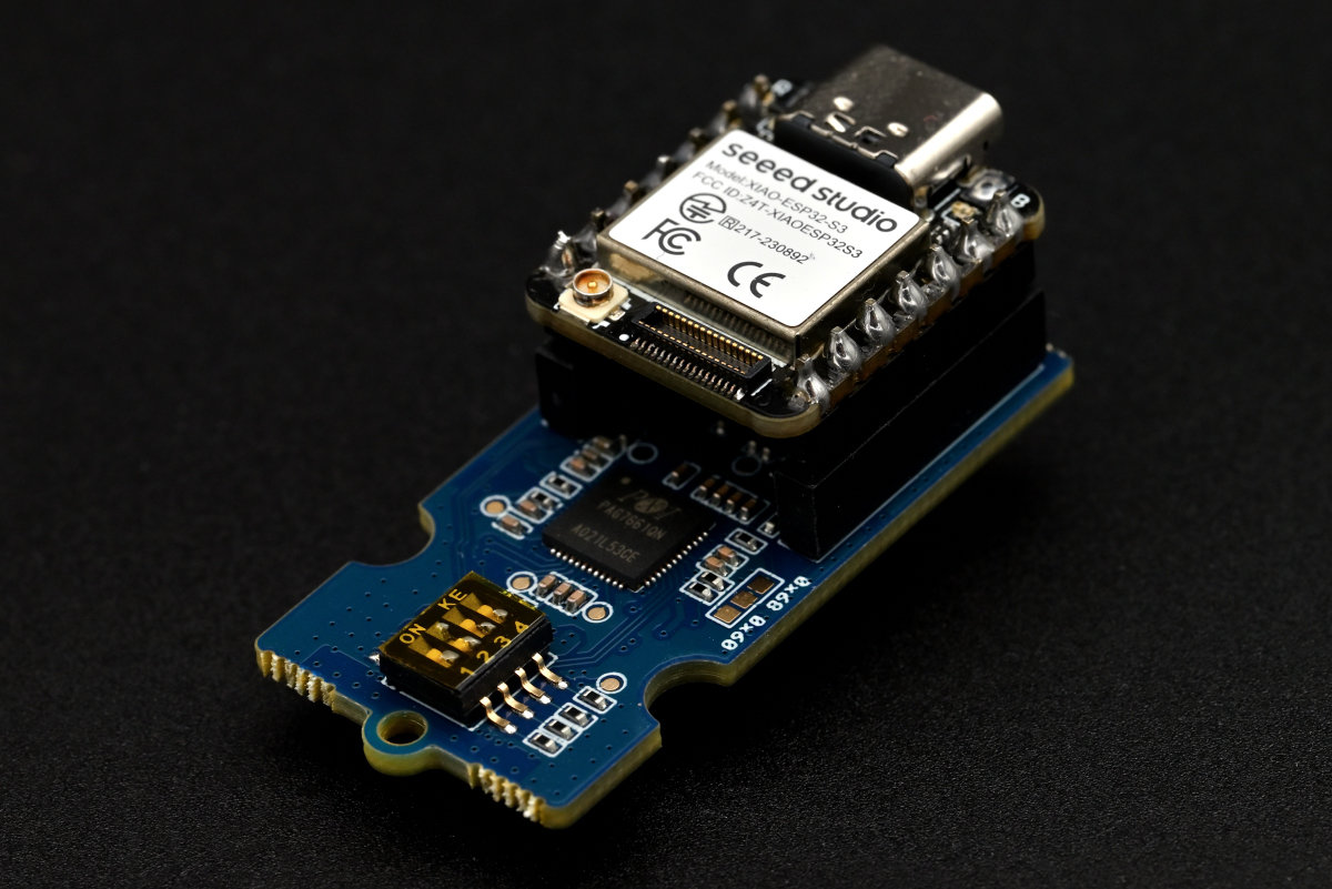 Seeed Studio Grove Smart IR Gesture Sensor with XIAO ESP32-S3