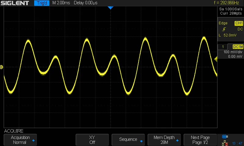 An oscilloscope shot showing a low-pass filtered sawtooth wave.