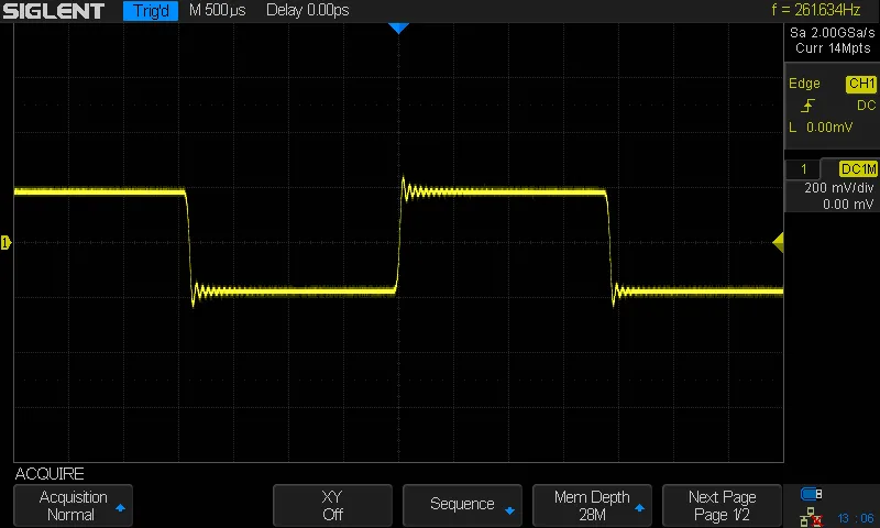 An oscilloscope screenshot showing a square wave.