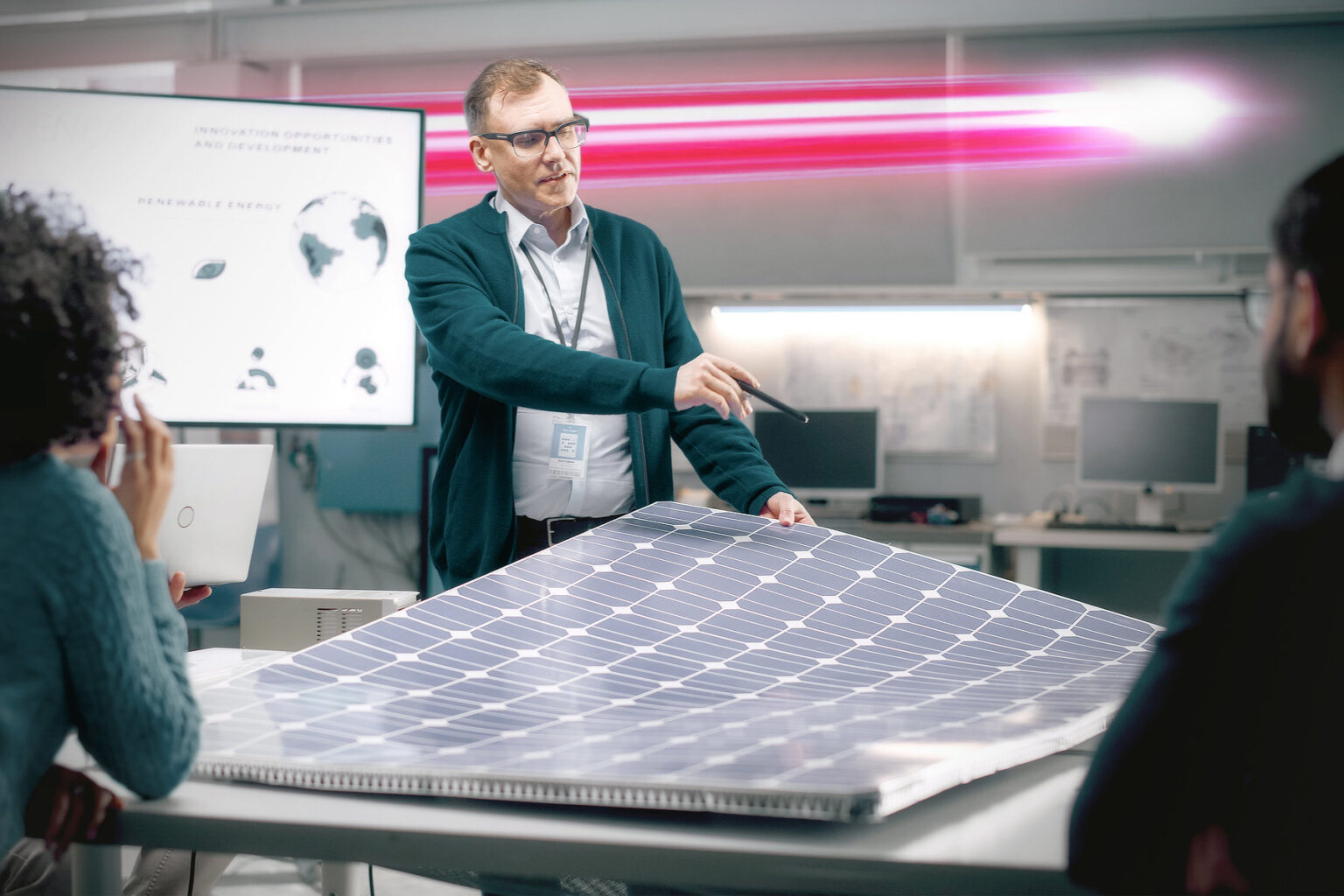 Energetska tranzicija i Eplan – solarne elektrane