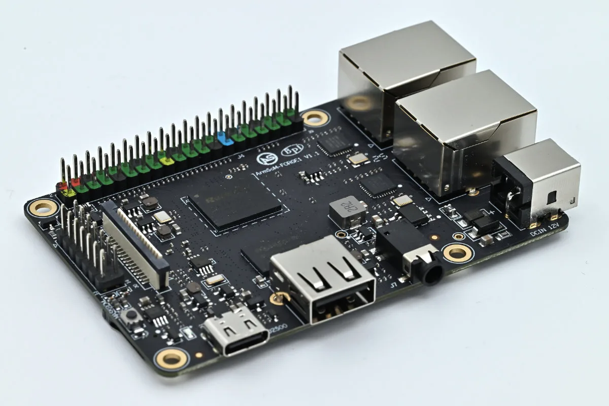 Banana Pi ArmSoM Forge1