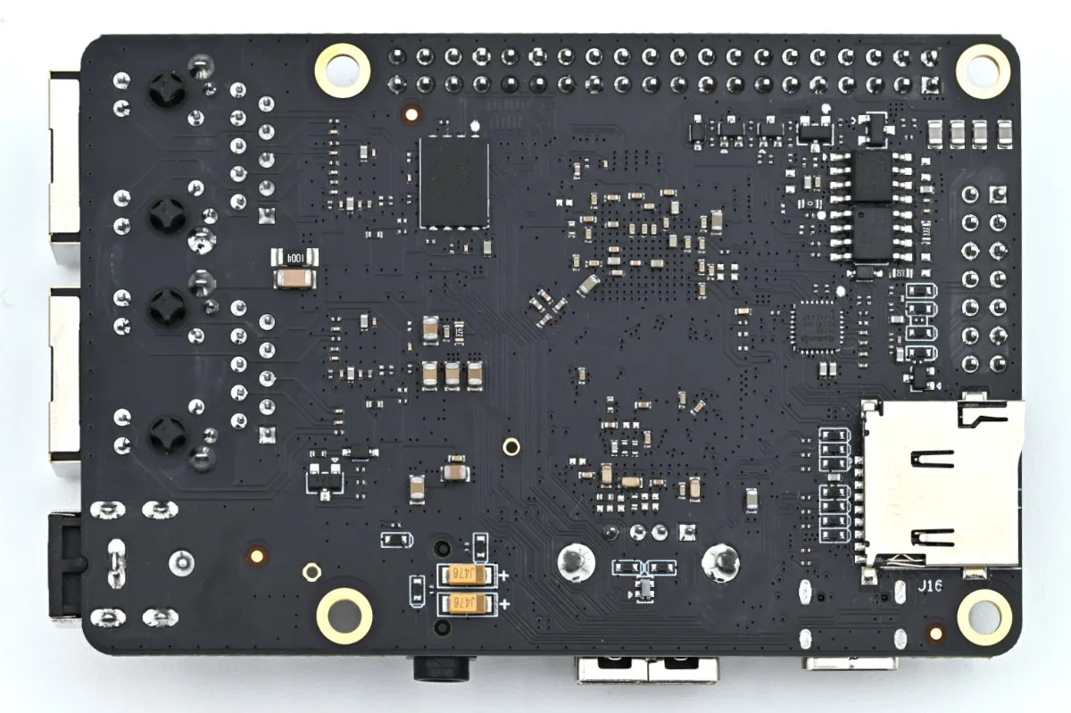 Banana Pi ArmSoM Forge1