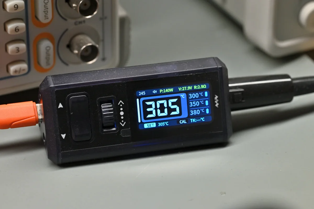 A photo of the TS1M's digital heating interface on the station's screen.