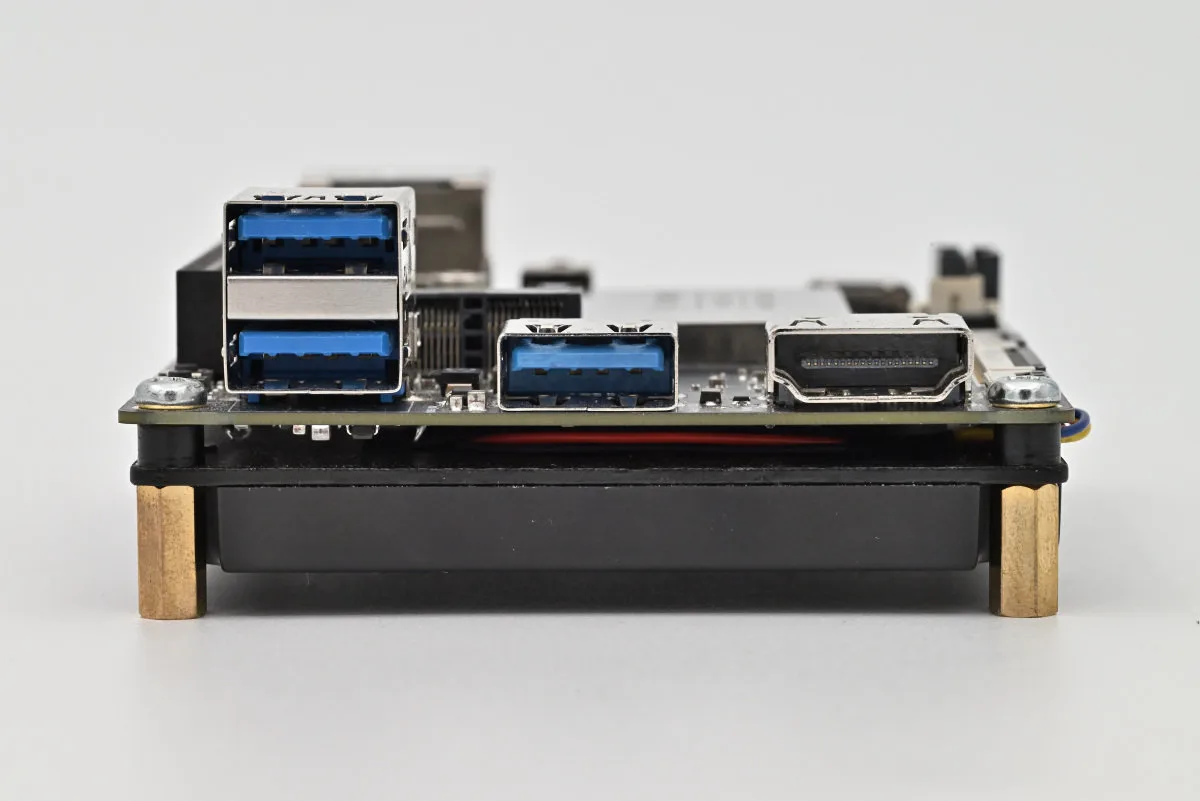 Another photo of the USBs and HDMI port of the IOTA.