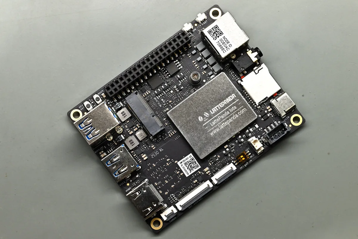 A top-down view of the IOTA, showing the enclosed MCU subsystem, as well as the remaining components.