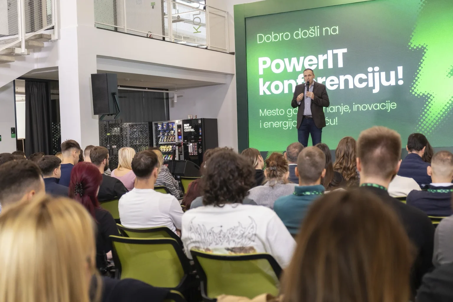 PowerIT 2026 okupio više od 600 učesnika uz teme veštačke inteligencije i budućnosti energetike PowerIT 2026!